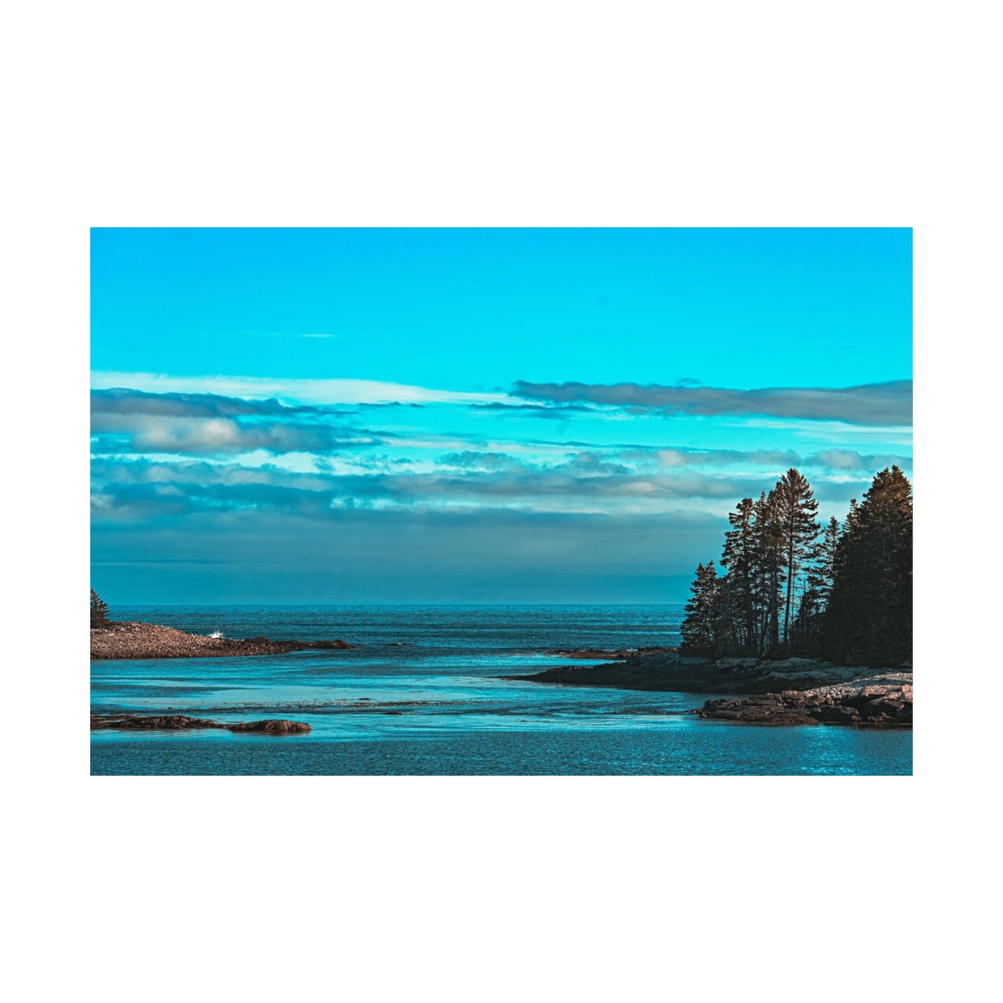 Serene Coastal Matte Horizontal Poster - Ocean Landscape Decor
