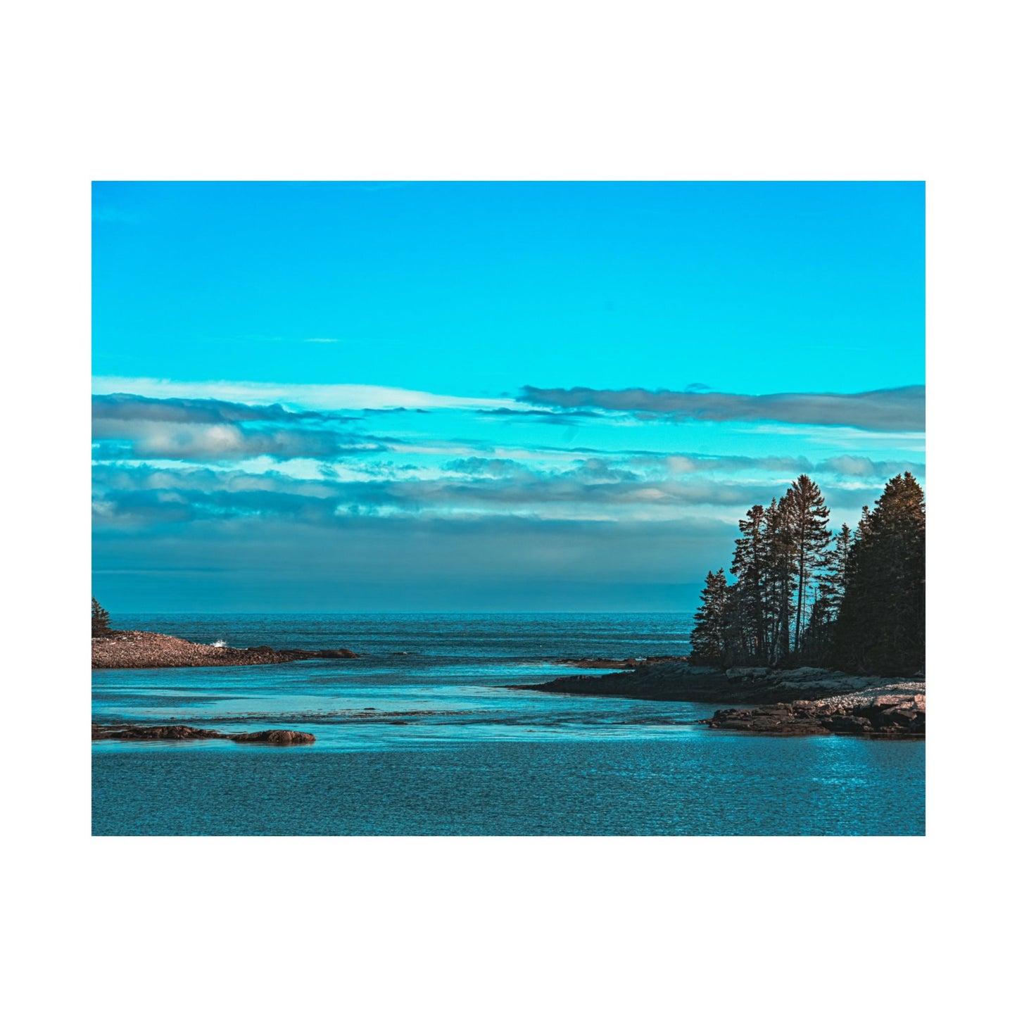 Serene Coastal Matte Horizontal Poster - Ocean Landscape Decor