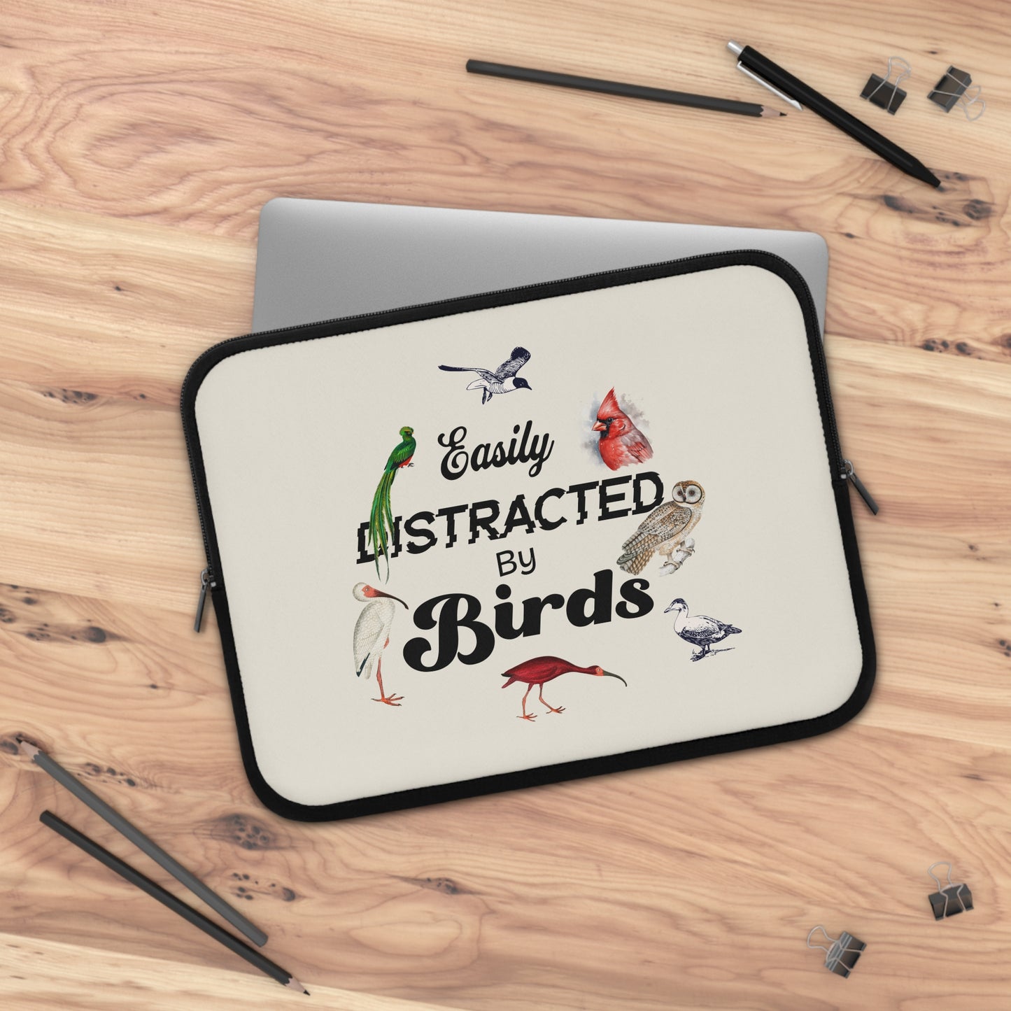 Easily Distracted by Birds Laptop Sleeve – Perfect for Bird Lovers and Nature Enthusiasts